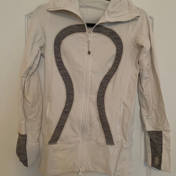 Lululemon Jacket - Picture 2 of 3
